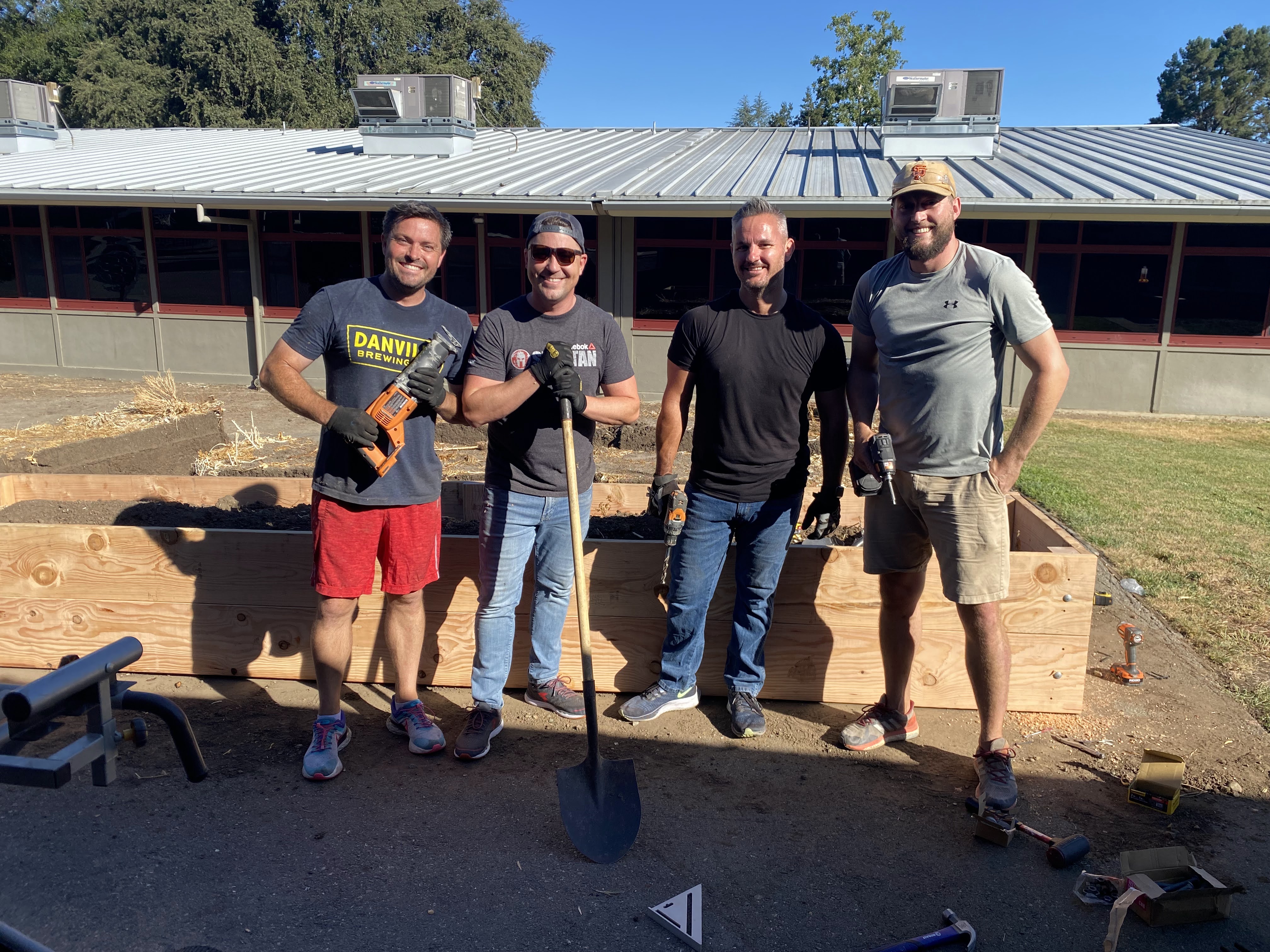 Building new garden boxes 2022